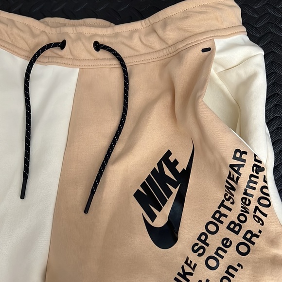 Nike Men’s Tech Fleece Jogger Sweatpants - New - Picture 4 of 7